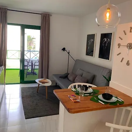 Coqueto Zua Con Piscina * Costa Teguise